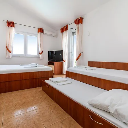 Apartments Prkacin 2 Starigrad Paklenica Exterior photo
