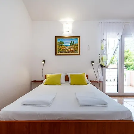 Apartments Prkacin 2 Starigrad Paklenica Exterior photo
