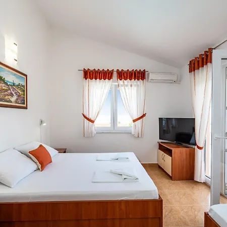 Apartments Prkacin 2 Starigrad Paklenica Exterior photo