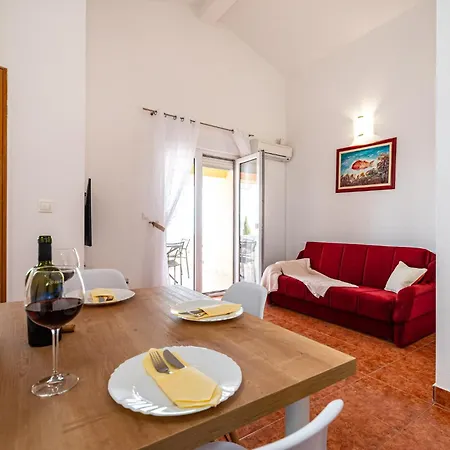Apartments Prkacin 2 Starigrad Paklenica Exterior photo