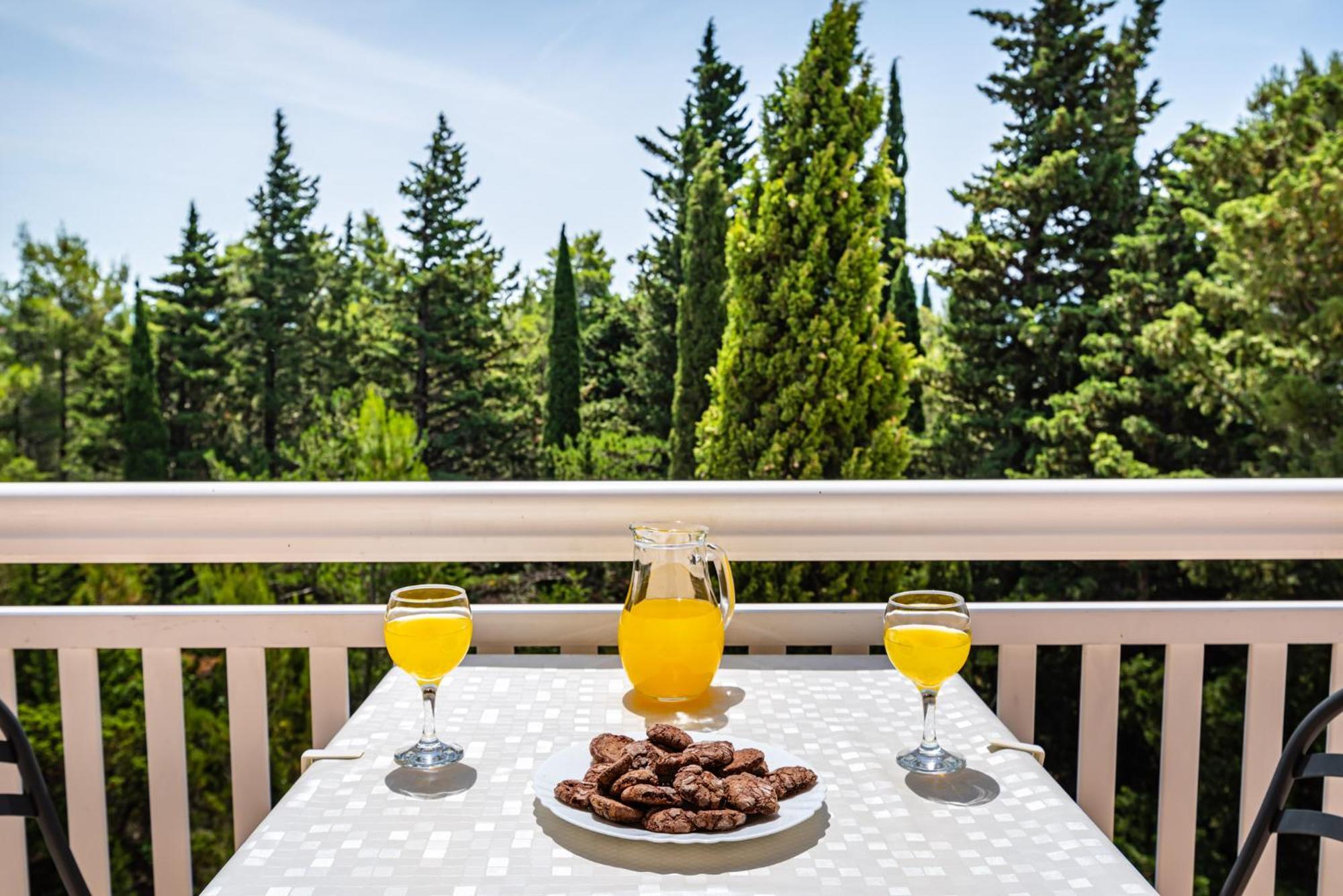Prkacin 2 * Starigrad Paklenica
